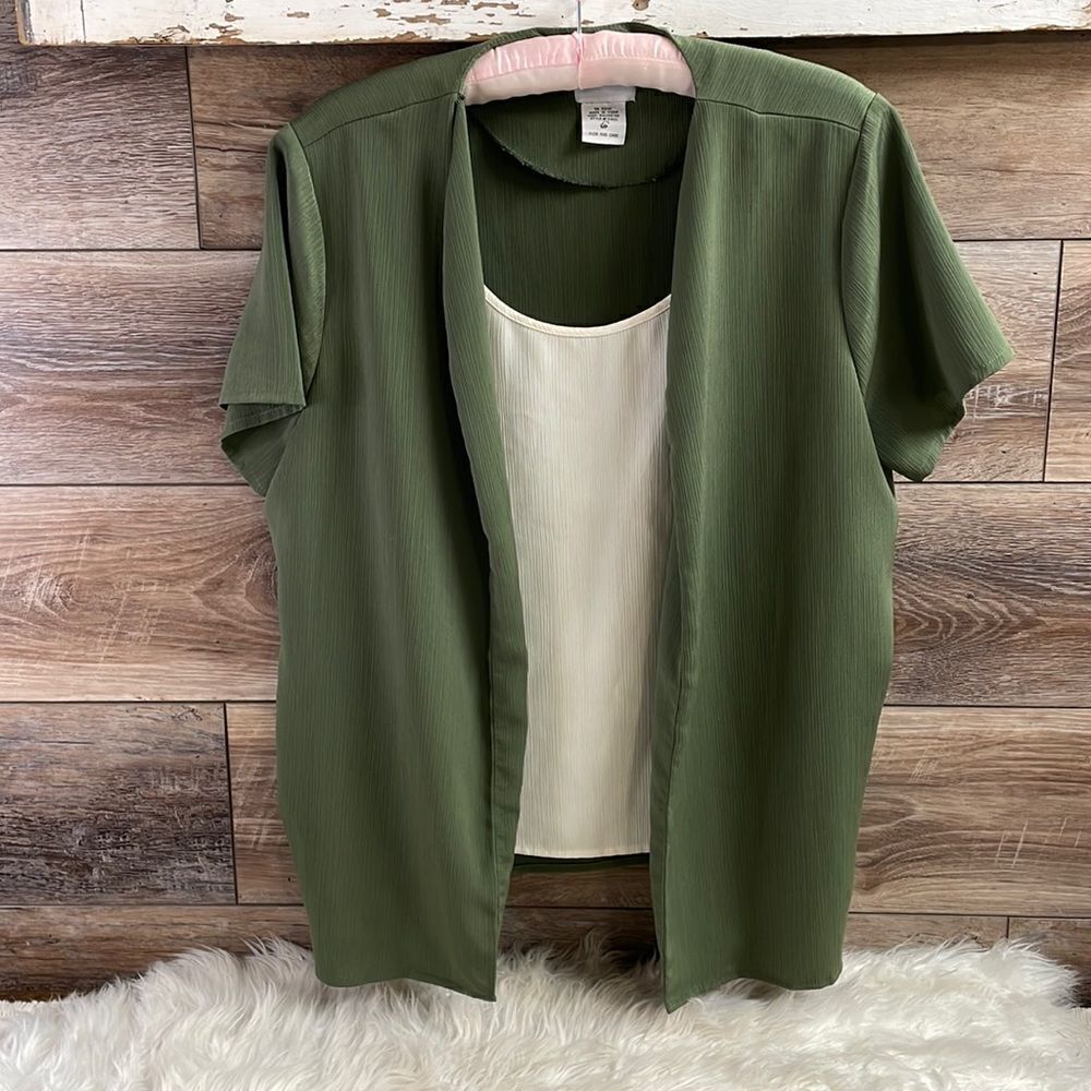 BonWorth Ladies Green and Off White Blouse, Size Petite Medium